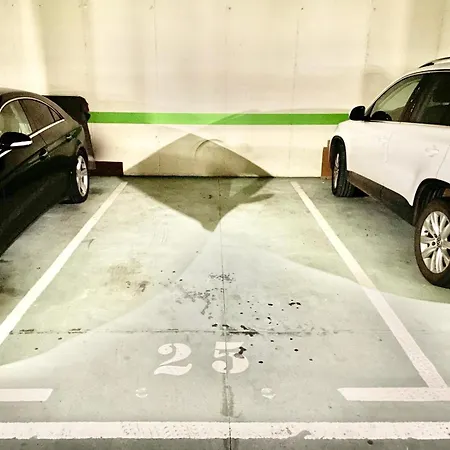 Vente A Oviedo. Parking Y Wifi